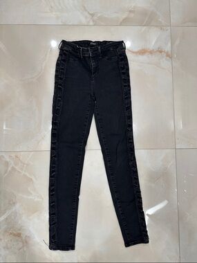 Guess Black Skinny Jeans with Side Ruffle Detail